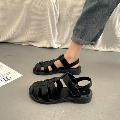 Moderne ženske sandale na čičak