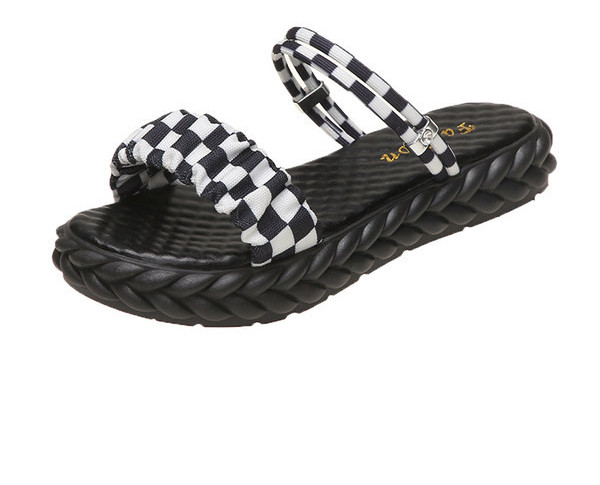 Γυναικεία πέδιλα με ίσια σόλα κατάλληλα για καθημερινή χρήση