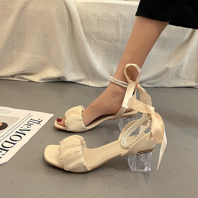 Moderne ženske sandale sa perlama - tri boje
