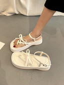 Moodsad naiste sandaalid paela ja pandlaga