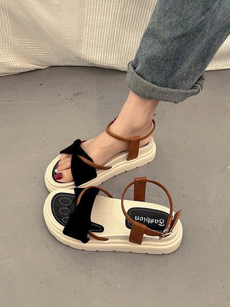 Γυναικεία casual πέδιλα με λουράκια από faux δέρμα και καστόρι