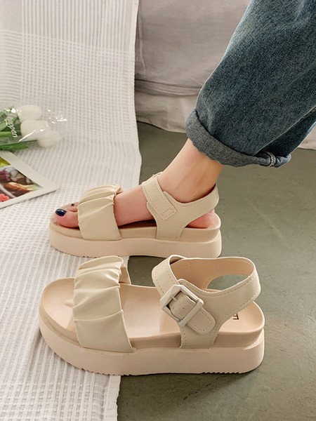 Casual πέδιλα με αγκράφα και επίπεδη σόλα