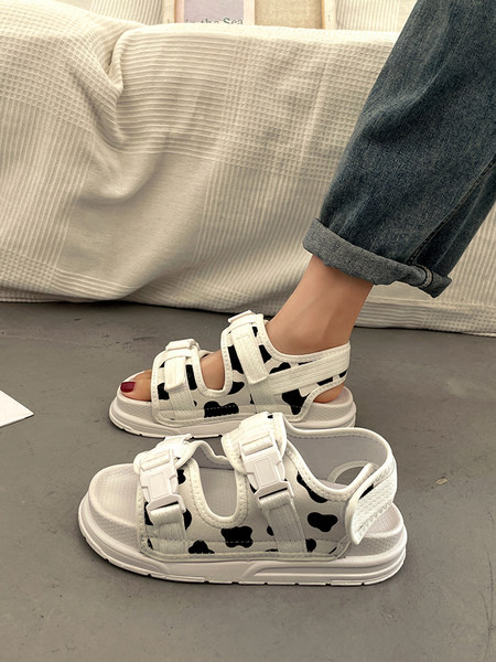 Ženske sandale od tekstila sa plastičnim kopčama