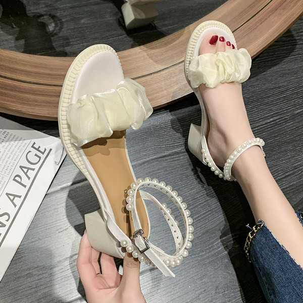 Ženske sandale s perlama i petom debljine 5 cm