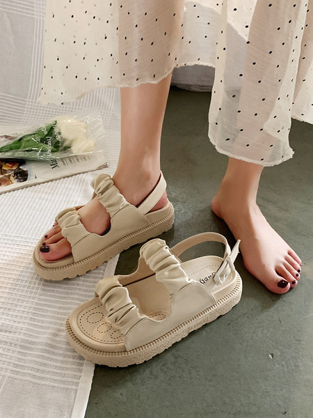 Ženske sandale od umjetne kože s metalnom kopčom