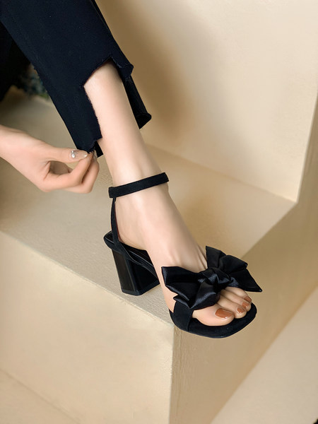 Ženske sandale sa trakom i debelom petom 7,5 cm