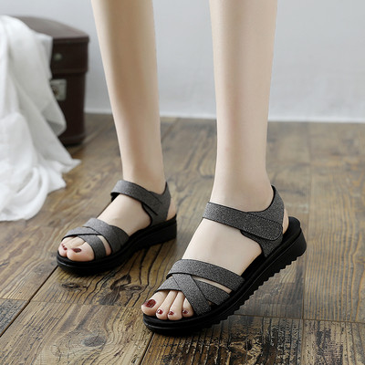 Novi model ženskih sandala sa ravnim đonom - dvije boje