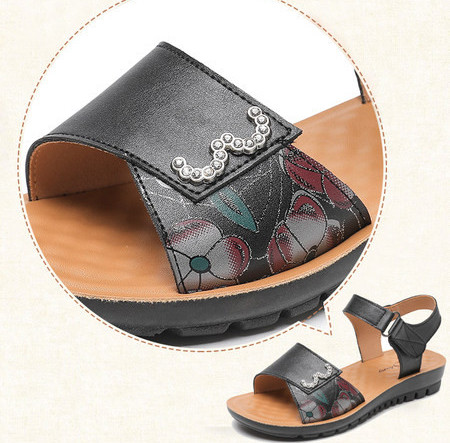 Ženske sandale od umjetne kože sa čičak kopčanjem i ukrasnim kamenčićima