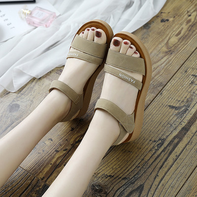 Novi model ljetnih ženskih sandala na čičak