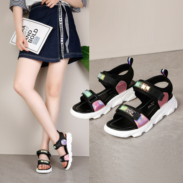 Ležerne ženske sandale s kopčanjem na čičak