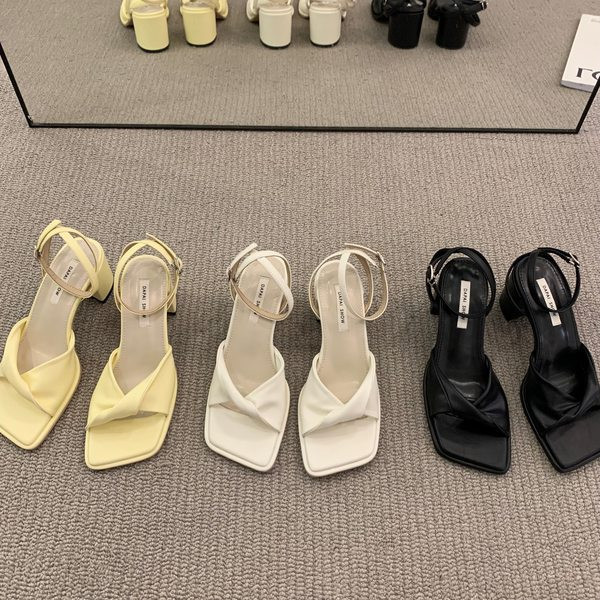 Ženske četvrtaste sandale s petom debljine 5 cm i trakom