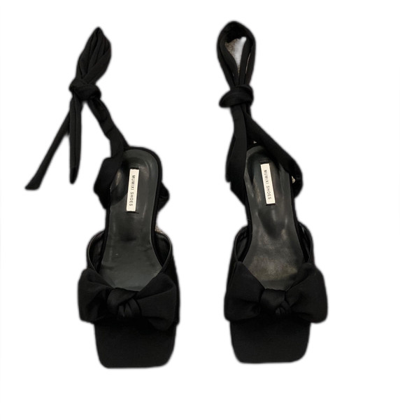 Ženske sandale od eko brušene kože s vezicama na gležnjevima