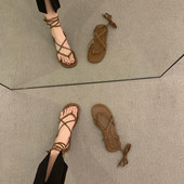 Ležerne ženske sandale s kožnim remenom - rimski stil