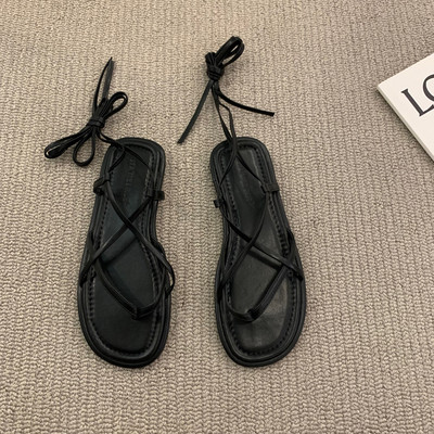 Ležerne ženske sandale s kožnim remenom - rimski stil