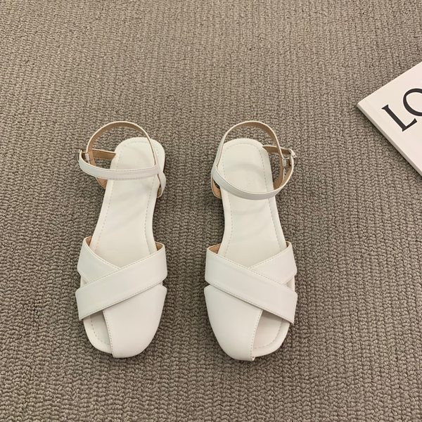 Ženske sandale od eko kože sa kopčom u četiri boje