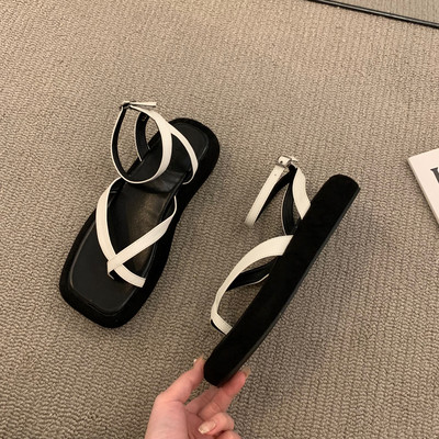 Ženske ležerne sandale s tankim remenčićima preko prstiju