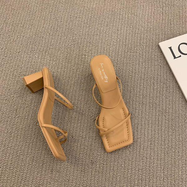 Ženske četvrtaste sandale na visoku petu 5 cm