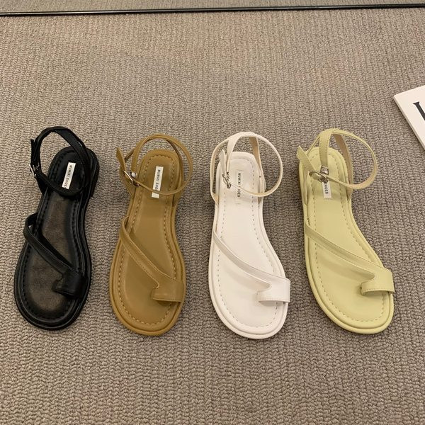 Aktuelne ženske sandale u četiri boje