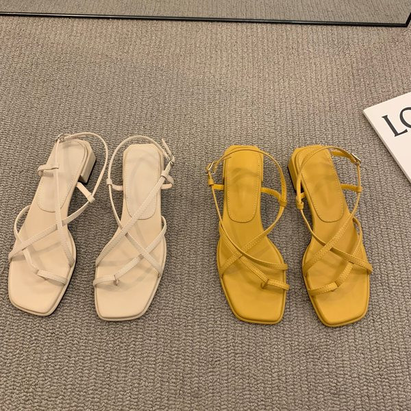 Novi model ženskih sandala od eko kože u tri boje