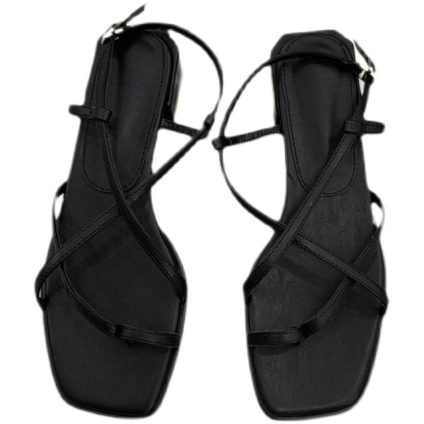 Novi model ženskih sandala od eko kože u tri boje