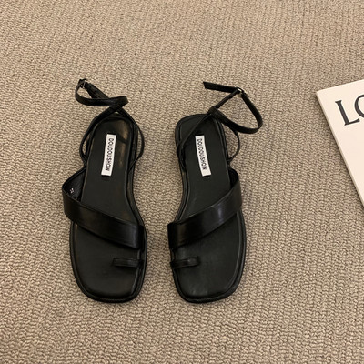 Novi model sandala sa kopčom - od eko kože