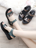 Ljetne ženske sandale sa ravnim đonom