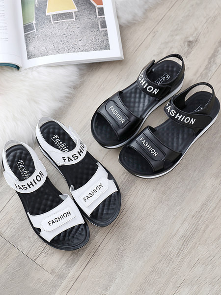 Novi model ženskih sandala sa natpisima