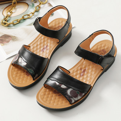 Ženske sandale na čičak i ravni potplat