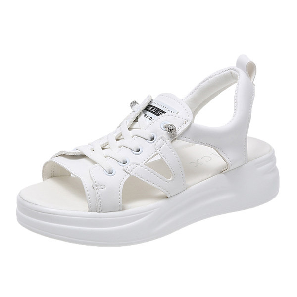 Sportske i ležerne ženske sandale sa vezicama