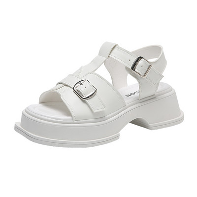 Ženske ljetne sandale s platformom i kopčama