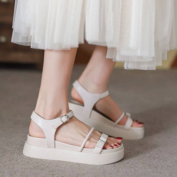 Ležerne ženske sandale od umjetne kože