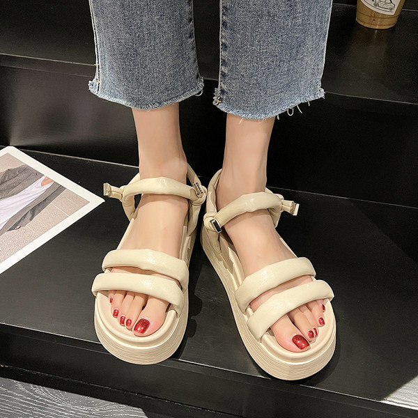 Novi model ženskih sandala na platformu sa remenčićima od mekane umjetne kože