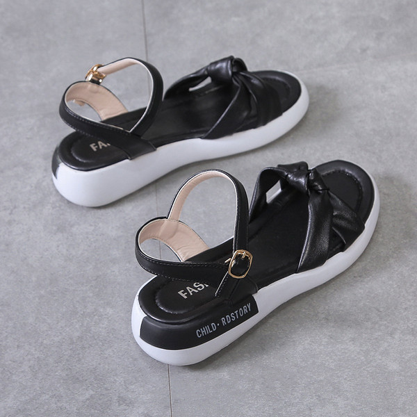 Ljetne ženske sandale sa ravnim đonom - dvije boje