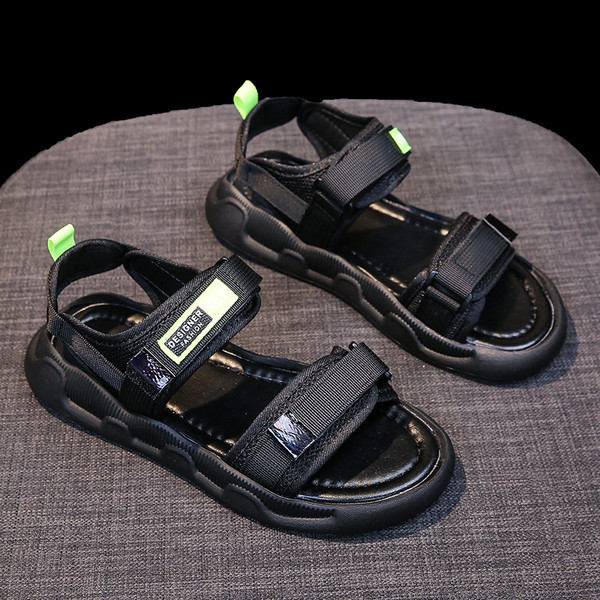 Ženske sportske i ležerne sandale s tekstilnim trakama i čičkom