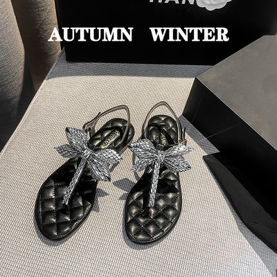 Naiste vabaaja paeltega sandaalid