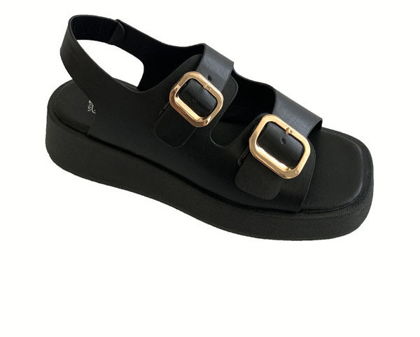 Ženske sandale s potplatom visine 4 cm i metalnom kopčom