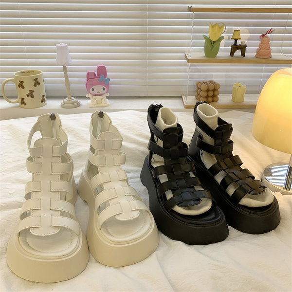 Ženske retro sandale sa đonom 5 cm