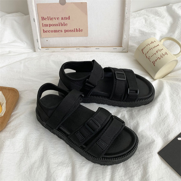 Spordi- ja vabaaja sandaalid tekstiilist rihmadega