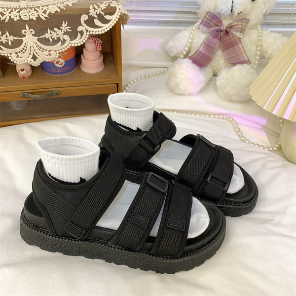 Ženske čiste sandale s čičak kopčanjem i ravnim potplatom