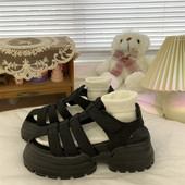 Ženske retro sandale sa zakrpama