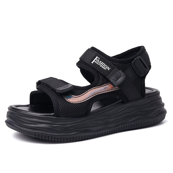 Ženske sportske sandale s grubim potplatom