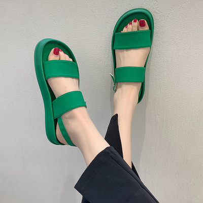 Novi model ženskih sandala sa kožnim kaiševima