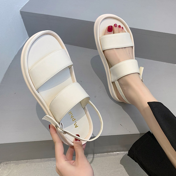 Novi model ženskih sandala sa kožnim kaiševima