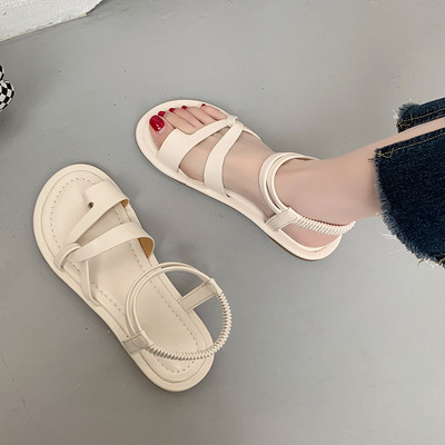 Mitmes värvitoonis ristrihmadega naiste sandaalid