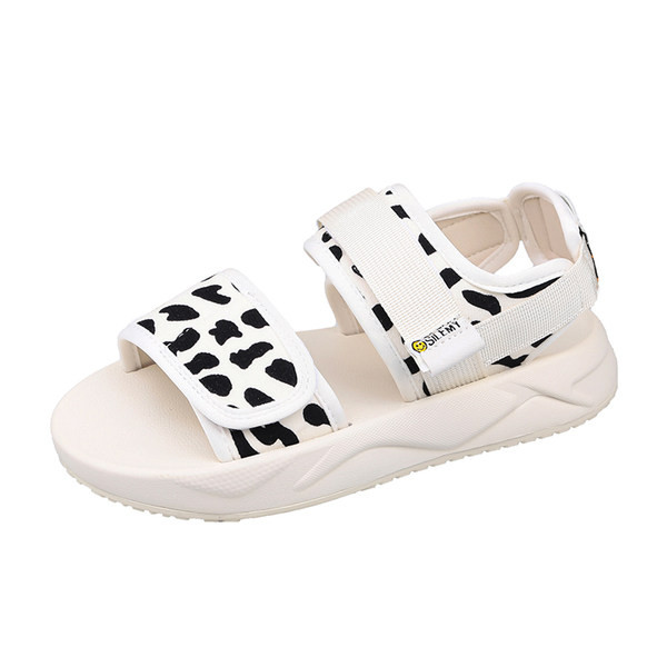 Ležerne ženske sandale s kopčanjem na čičak