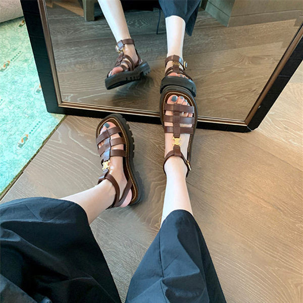 Ležerne ženske sandale s remenom od umjetne kože