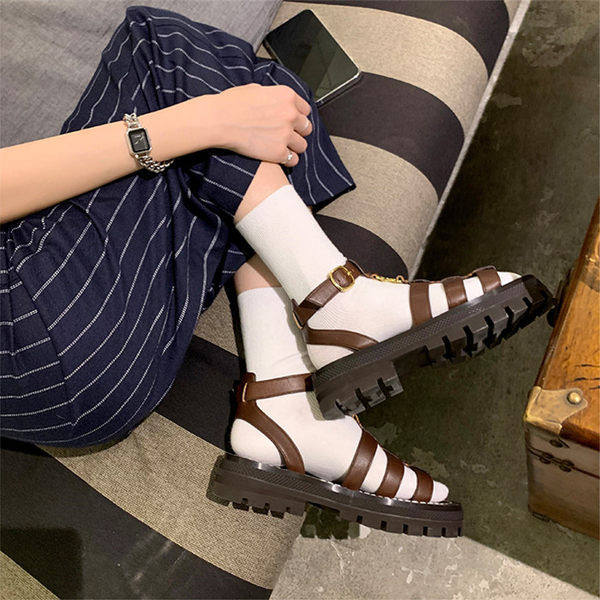 Ležerne ženske sandale s remenom od umjetne kože