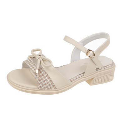 Novi model ženskih sandala sa trakom