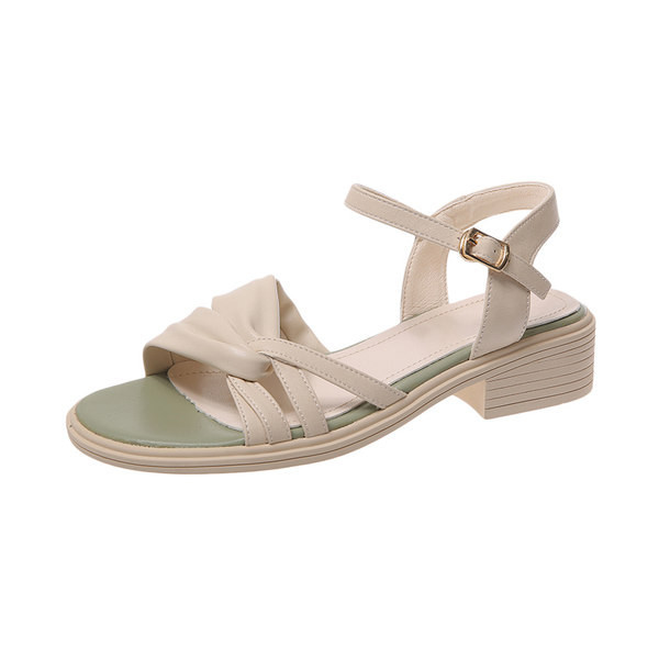 Ležerne sandale od umjetne kože s metalnim kopčanjem