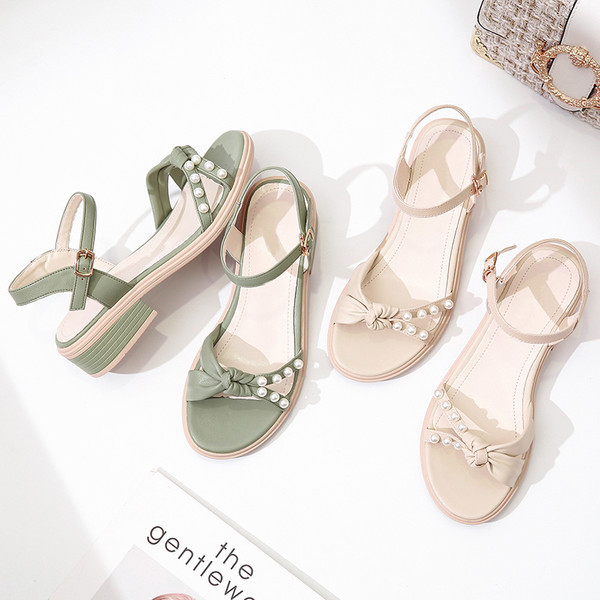 Ženske sandale od eko kože sa bisernim ukrasom